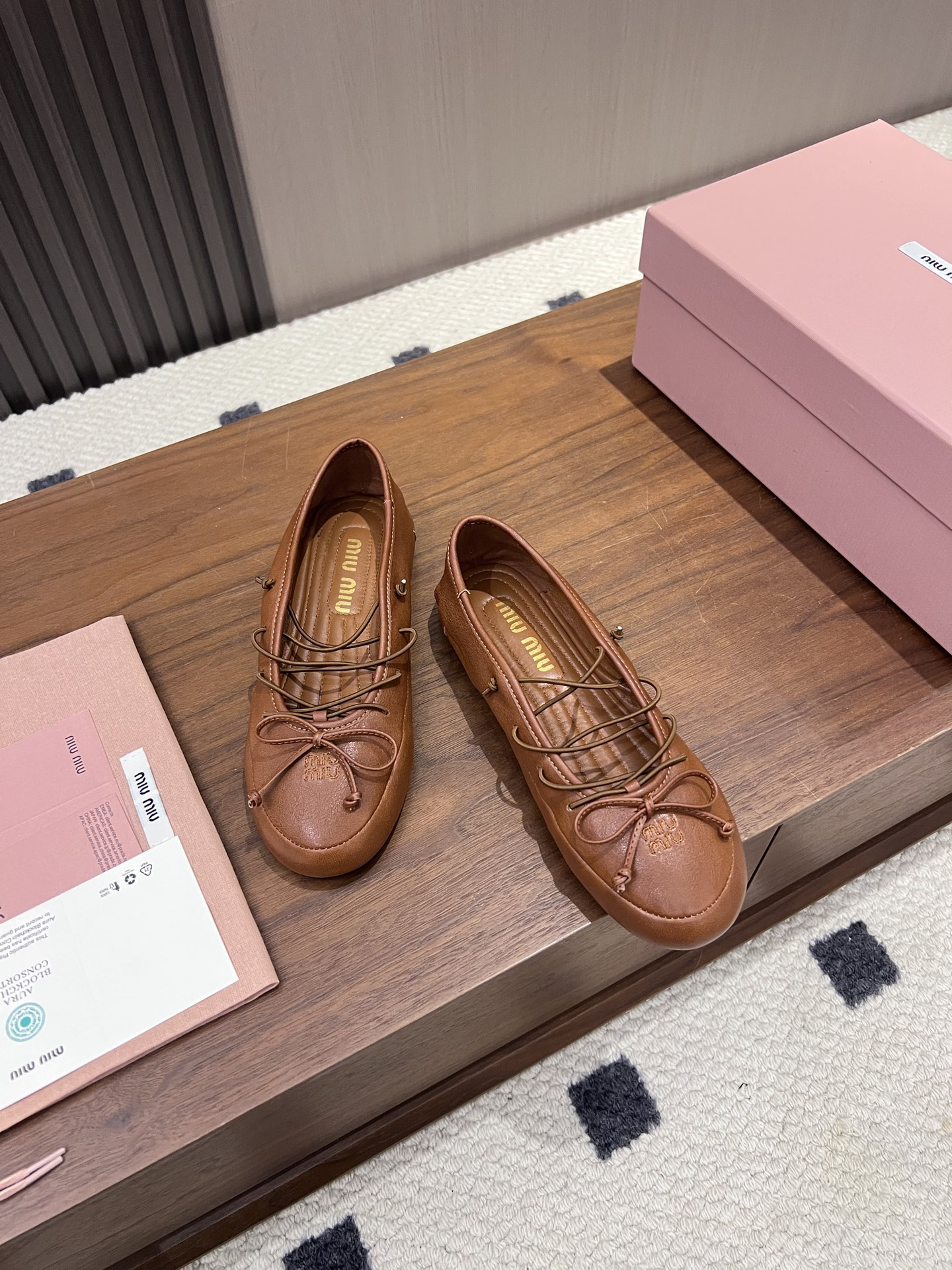 ua M1v M1v nappa leather ballerinas