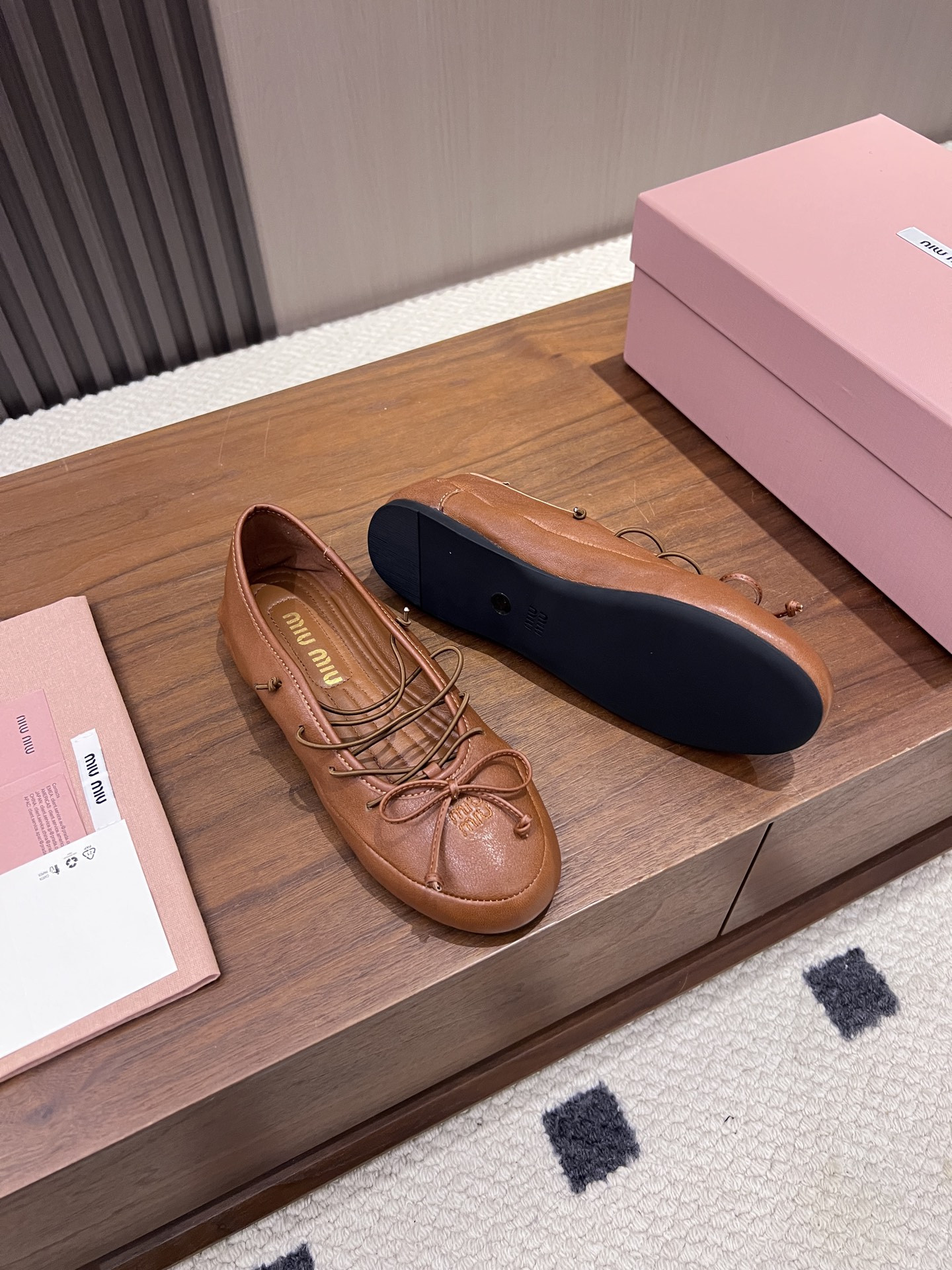 ua M1v M1v nappa leather ballerinas