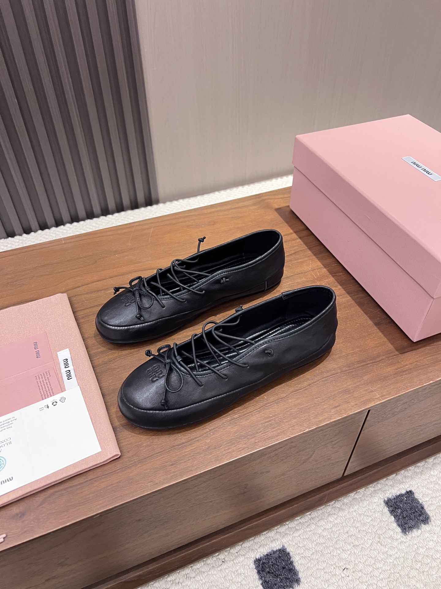 ua M1v M1v nappa leather ballerinas