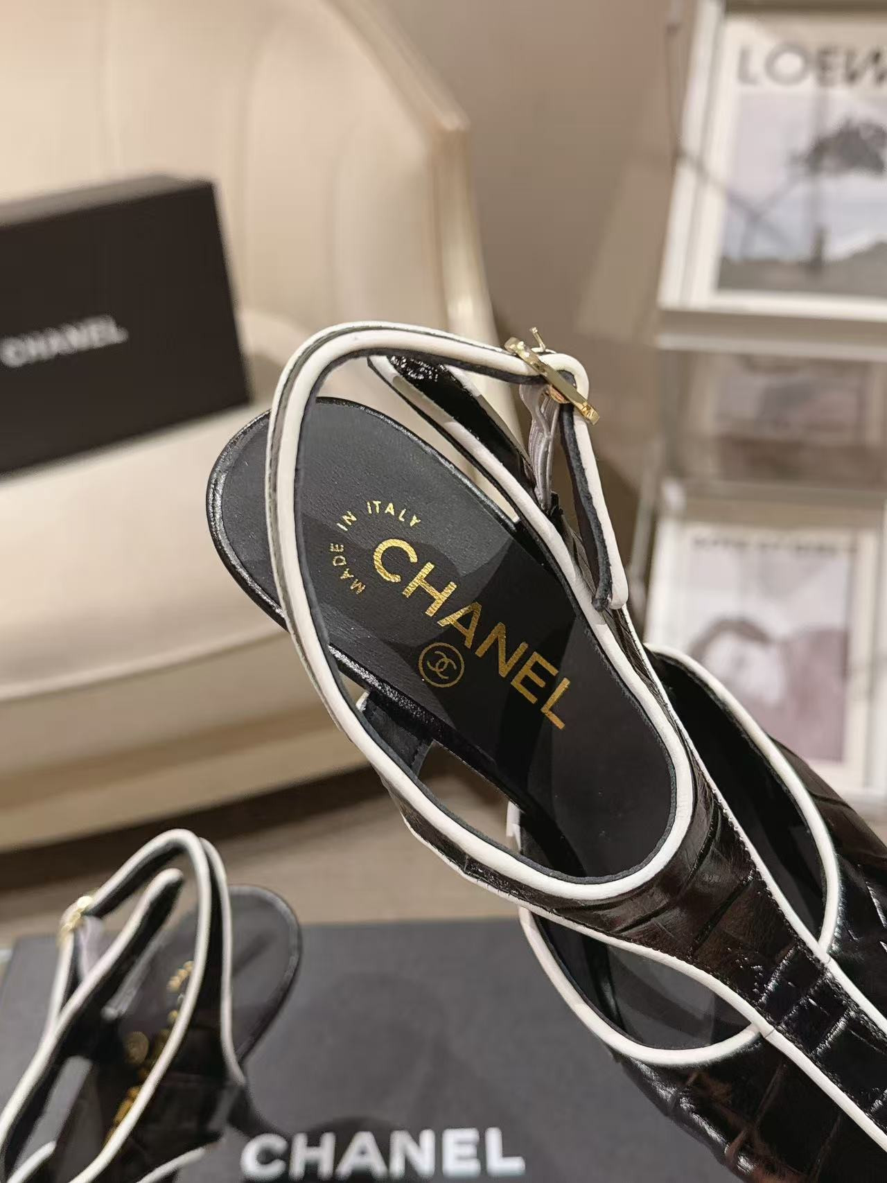 ua Ch**el slingbacks 8.5cm heel